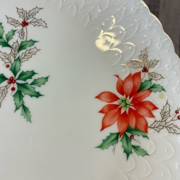 Mikasa Bone China Christmas Poinsettia Serving Set - Picture 6 of 6